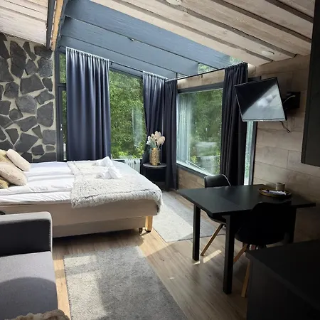 A Unique And Peaceful Glass On The Shore Lejlighed *